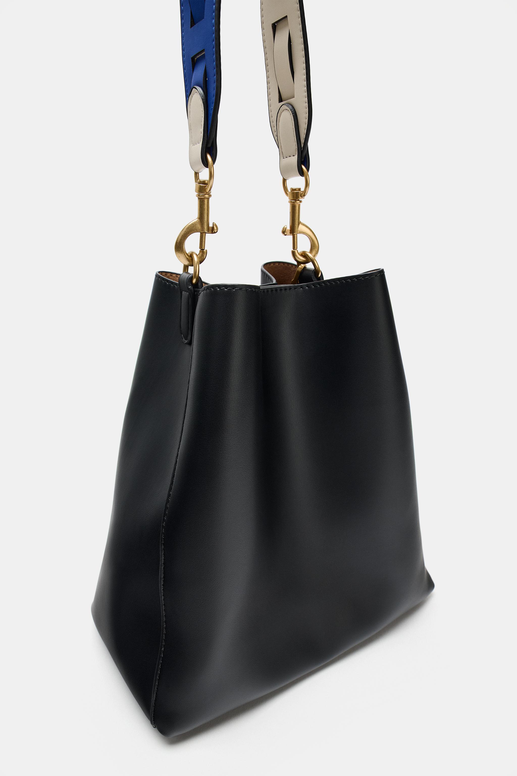 BUCKET BAG WITH HANDLE DETAIL